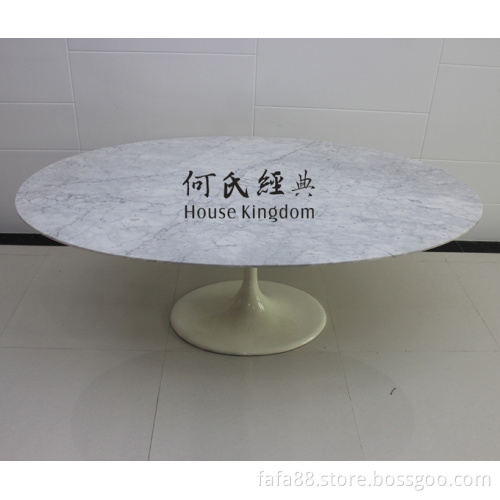 Tulip Oval Table Eero Saarinen